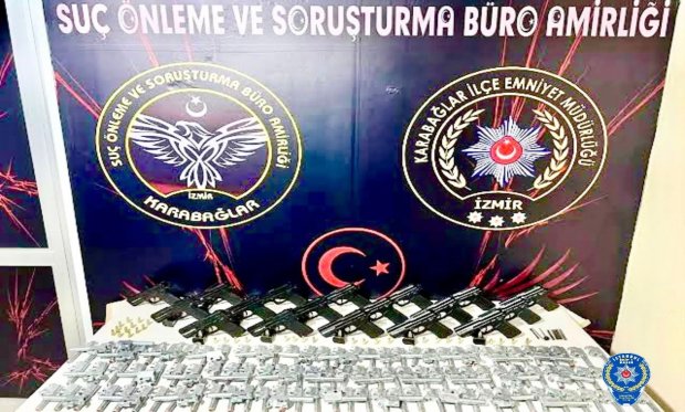 İzmir'de silah kaçakçılığı operasyonu…