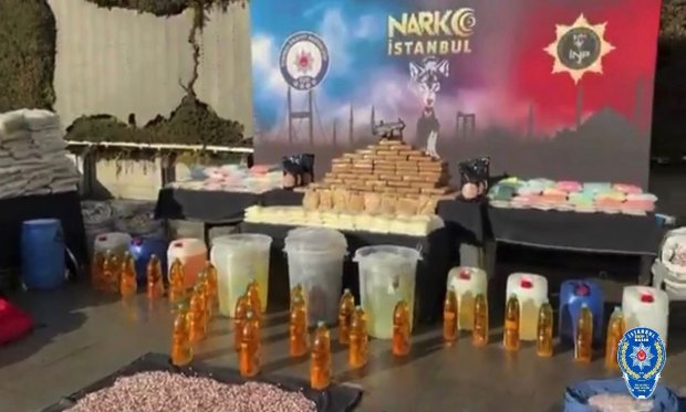 İstanbul'da zehir tacirlerine dev operasyon: 1 ton ele geçirildi…