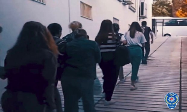 23 il merkezli Polisten siber operasyon! 125 kişi tutuklandı…