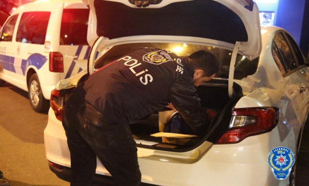 Konya Merkezli Göçmen Kaçakçılığı Operasyonunda 8 Kişi Tutuklandı…