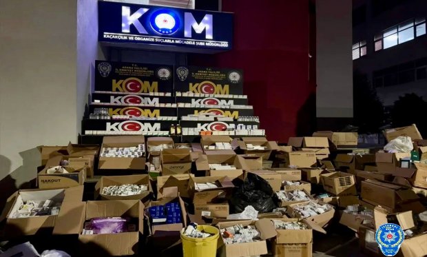 Adana'da 1 milyon 123 bin 443 reçeteli ilaç ele geçirildi….