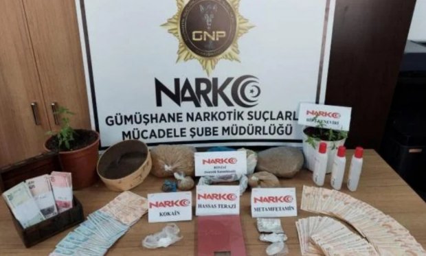 Gümüşhane'de 1,5 kilogram bonzai ile çeşitli miktarlarda uyuşturucu madde ele geçirildi