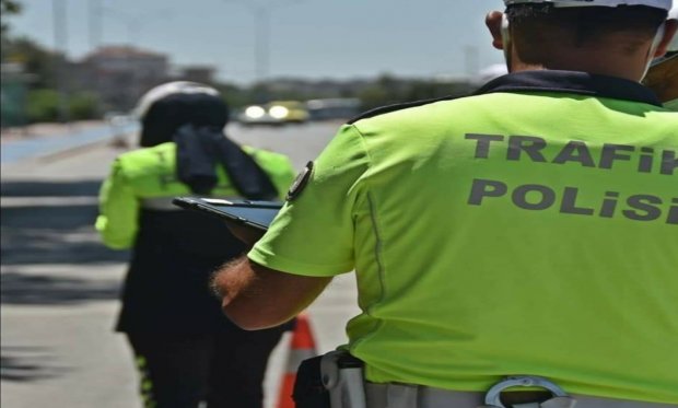 Konya'da Trafik Polis ekiplerin denetimlerinde, 100 araç trafikten men edildi...