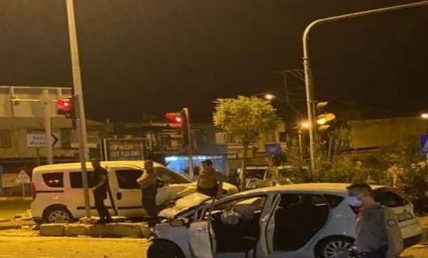 Adana'da devriye gezen polis ekipleri kaza yaptı: 2’si polis 5 yaralı...