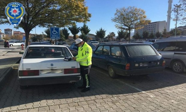 Türkiye genelinde engelli park yerlerini denetledi...