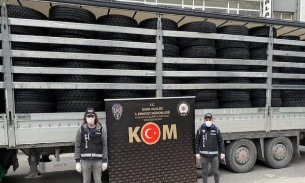 İzmir'de kaçak araç lastiği ele geçirildi: Piyasa değeri 2 milyon TL...