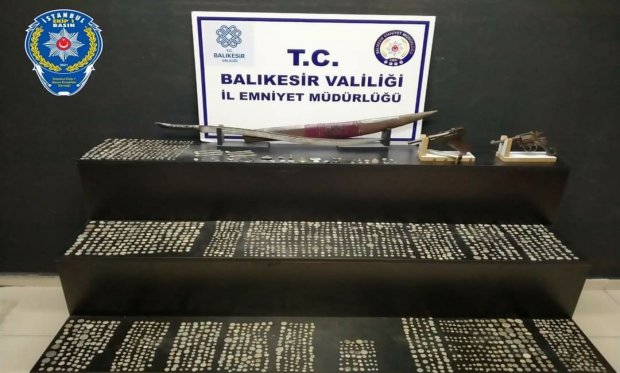 Balıkesir'de tarihi eser operasyonu...