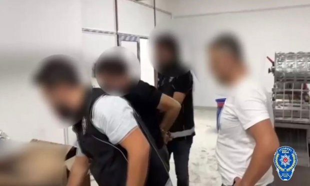 Antalya’da uyuşturucu operasyonu…