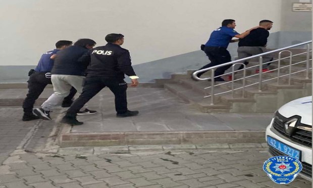 Konya’da uyuşturucu operasyonu: 2 tutuklama….