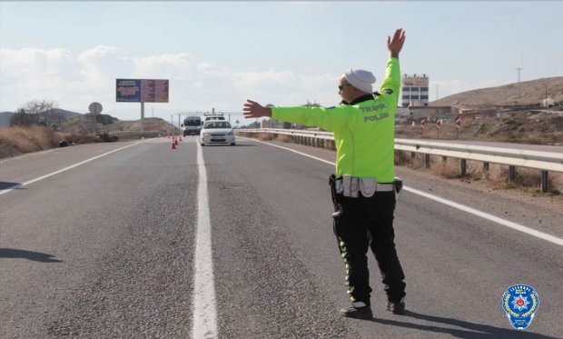 Ankara’da trafik ekipleri bayram denetimlerini arttırdı…