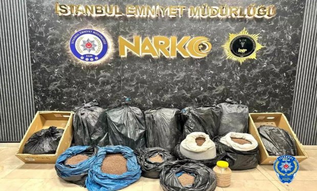 İstanbul'da 374 kilo uyuşturucu madde ele geçirildi…