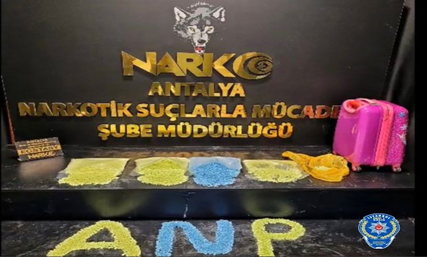 Antalya'da Narkotik ekiplerinden uyuşturucu operasyonu….
