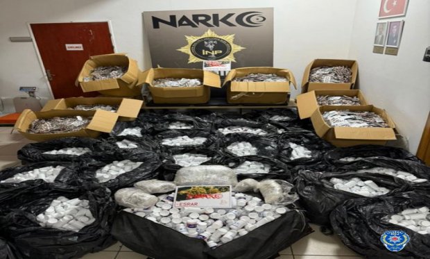 İzmir polisinden uyuşturucu operasyonu…