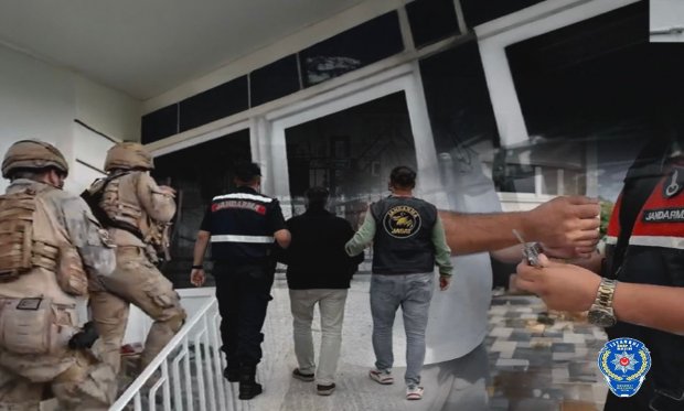 30 ilde FETÖ operasyonu! 64 şüpheli tutuklandı…