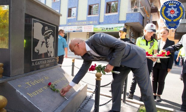 Diyarbakır Emniyet Müdürü Kaya, Gaffar Okkan'ın mezarını ve şehit edildiği yeri ziyaret ederek, göreve başladı...