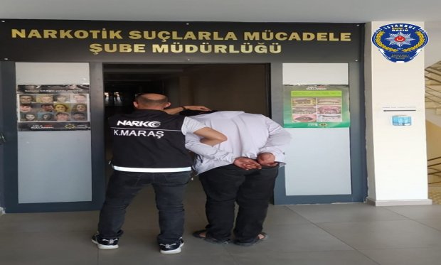 Kahramanmaraş'ta polis ekiplerince düzenlenen uyuşturucu operasyonlarında yakalanan 4 kişi tutuklandı...