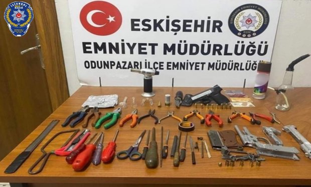 Eskişehir'de Silahla Kasten Yaralama Sonucu 3 Şüpheli Yakalandı...