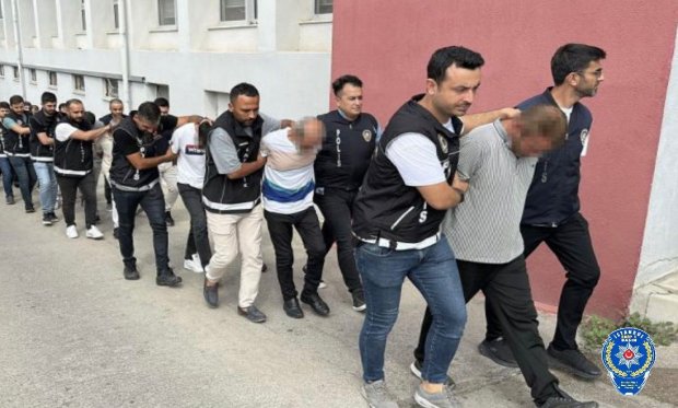 Adana merkezli 6 ilde zehir tacirlerine operasyon…