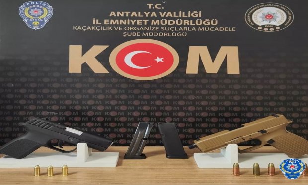 Antalya'da silahlı suç örgütüne yönelik operasyon:5 tutuklama…
