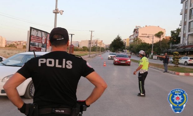 Ülke genelinde "huzurlu sokaklar ve terör suçları uygulaması" yapıldı...