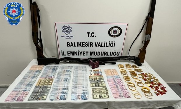 Balıkesir'de FETÖ'nun finans kaynaklarına operasyon...