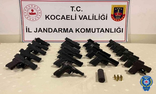 Kocaeli'de 23 tabanca ele geçirildi...