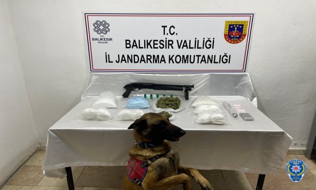 Balıkesir'de uyuşturucu operasyonu...