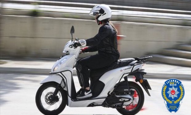 B sınıfı ehliyeti olanlar 125 cc'ye kadar motor kullanabilecek...