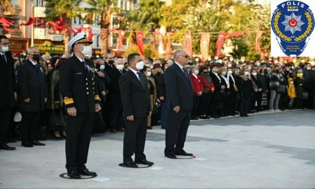 Çanakkale'de 10 Kasım Atatürk'ü Anma Töreni Düzenlendi...