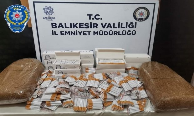 Balıkesir'de kaçak sigara operasyonu...