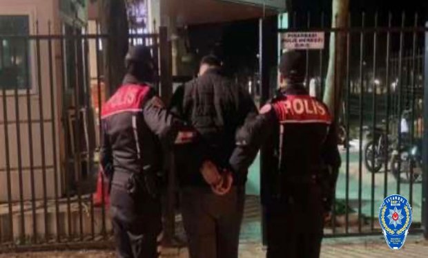 İzmir’de 128 suçtan aranan firari yakalandı…