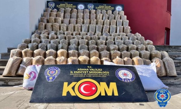 Adana'da kaçak tütün operasyonu…