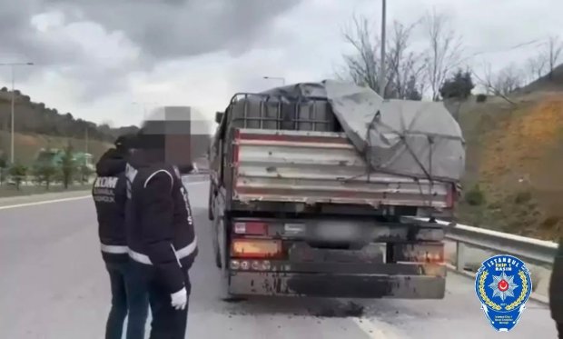 İstanbul'da 242 bin 500 litre kaçak akaryakıt ele geçirildi: 9 kişi yakalandı….
