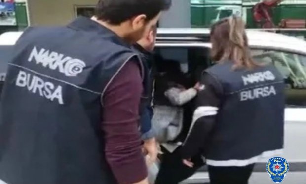 Bursa polisinden uyuşturucu operasyonu…