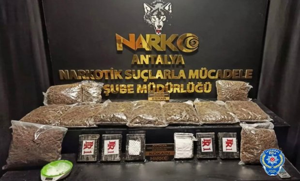 Antalya polisinden uyuşturucu operasyonu…