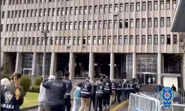 10 ilde nitelikli dolandırıcılık şebekeleri çökertildi…